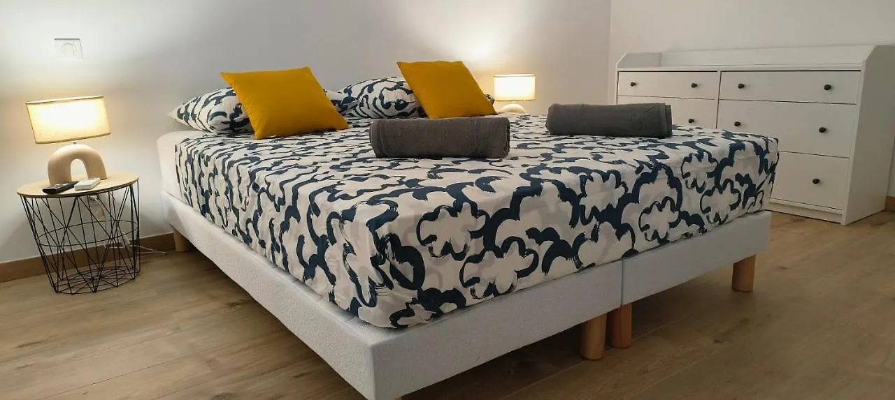 Apartment Plein Sud - Moderne Studio Avec Mezzanine- Hyper Centre Antibes - Proche Port