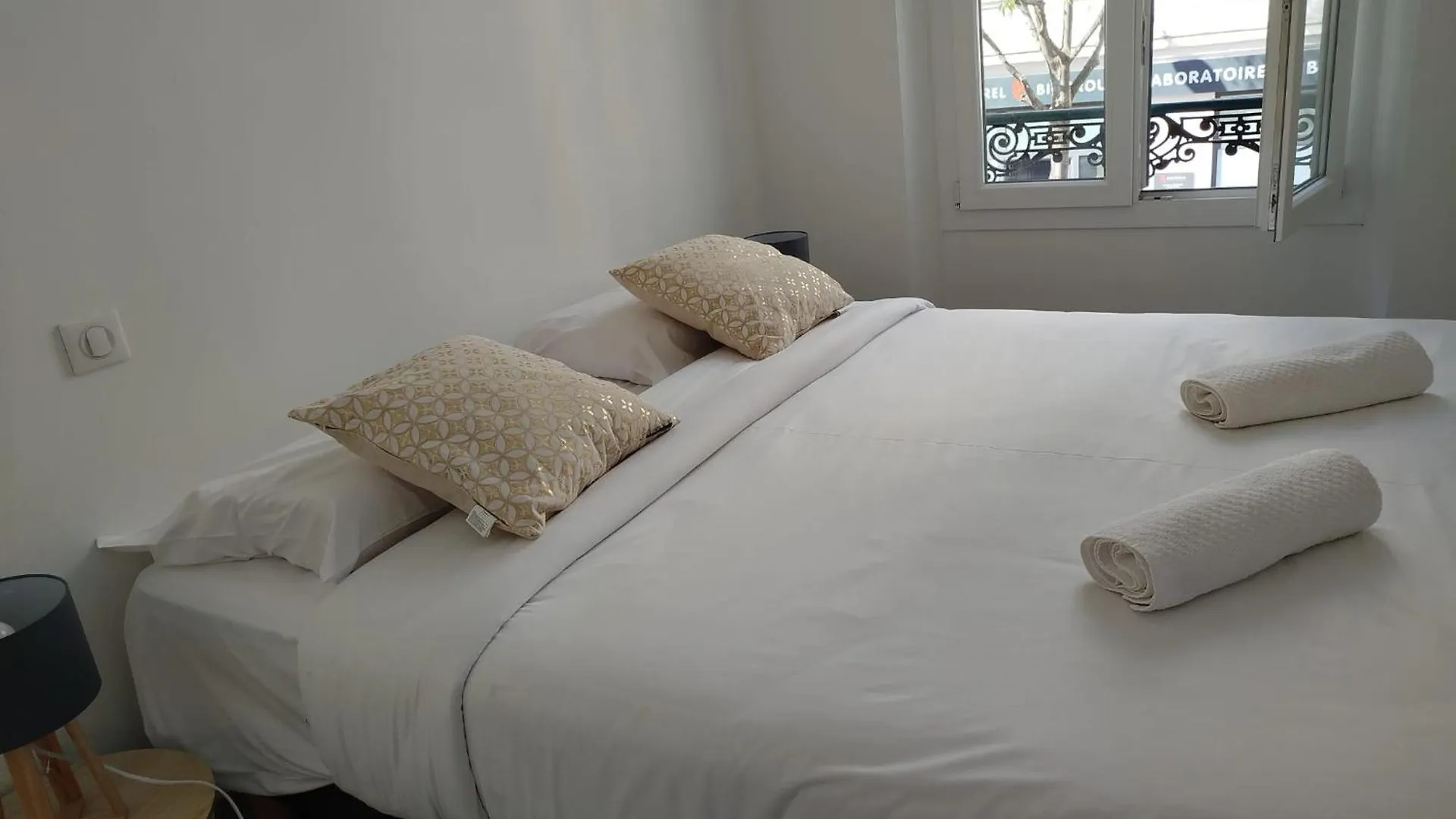 Apartment Plein Sud - Moderne Studio Avec Mezzanine- Hyper Centre Antibes - Proche Port
